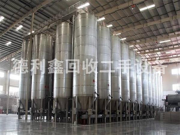 酒廠(chǎng)設備回收案例